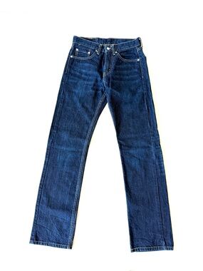 Levi’s 505 Straight Leg Jeans Dark Wash indigo  made in Egypt cotton W28 L32
